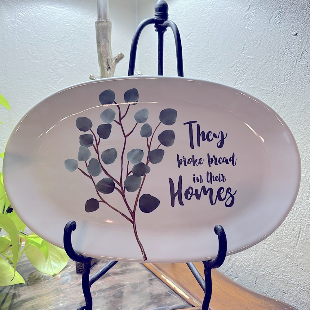 Home Decor “broke bread “collection New Beautiful Cream W/ shades of sage green